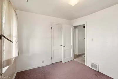 3166 7th Street, Cuyahoga Falls, OH 44221 - Photo 33