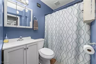 4272 Brockley Ave, Sheffield Lake, OH 44054 - Photo 19