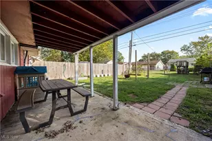 4272 Brockley Ave, Sheffield Lake, OH 44054 - Photo 35