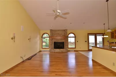 138 Bay Hill Drive, Wadsworth, OH 44281 - Photo 5