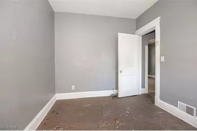 11232 Continental Avenue, Loveland, OH 44104 - Photo 13