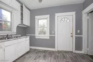 11232 Continental Ave, Loveland, OH 44104 - Photo 19