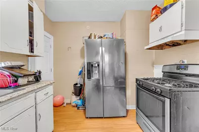 13604 McElhattan Avenue, Loveland, OH 44110 - Photo 11