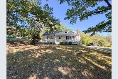 43184 Osbourne Road, Wellsville, OH 43968 - Photo 1