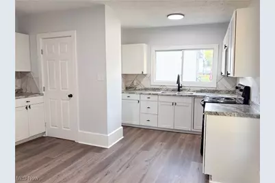 442 S Liberty Avenue, Alliance, OH 44601 - Photo 17