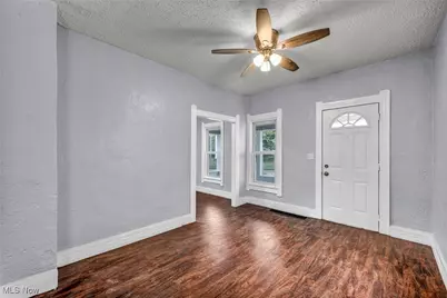 1311 W Erie, Lorain, OH 44052 - Photo 11