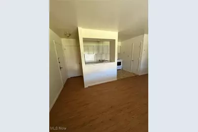 640 Lakeside Drive #11, Cambridge, OH 43725 - Photo 3