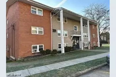 640 Lakeside Drive #11, Cambridge, OH 43725 - Photo 1