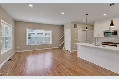 5904 Wakefield Avenue, Loveland, OH 44102 - Photo 3