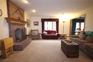 2660 S Medina Line Rd, Wadsworth, OH 44281 - Photo 5