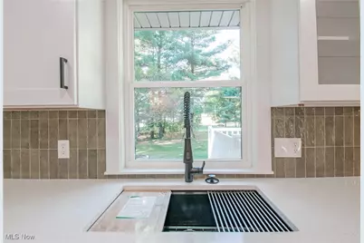 6519 Lorraine Avenue NW, Massillon, OH 44646 - Photo 9