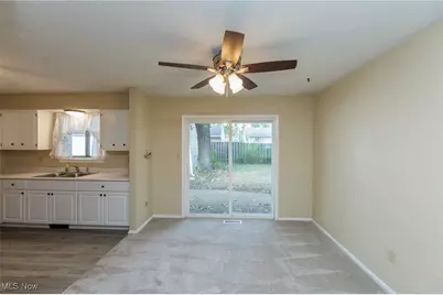 738 West Shore Boulevard, Sheffield Lake, OH 44054 - Photo 17