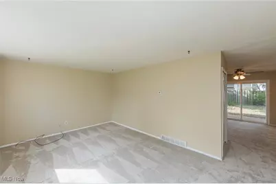 738 West Shore Boulevard, Sheffield Lake, OH 44054 - Photo 13