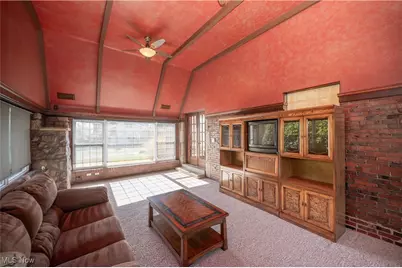 1367 N Market Street, East Palestine, OH 44413 - Photo 13