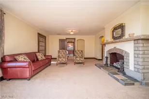 1367 N Market St, East Palestine, OH 44413 - Photo 3