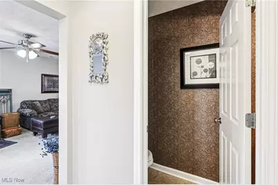 262 Teal Circle, Akron, OH 44319 - Photo 9