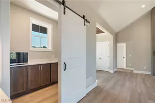 525 Gentlebrook Blvd SW, Hartville, OH 44632 - Photo 23