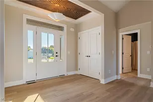 525 Gentlebrook Blvd SW, Hartville, OH 44632 - Photo 7