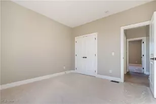 525 Gentlebrook Blvd SW, Hartville, OH 44632 - Photo 33