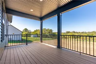 525 Gentlebrook Blvd SW, Hartville, OH 44632 - Photo 41