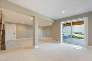 525 Gentlebrook Blvd SW, Hartville, OH 44632 - Photo 37