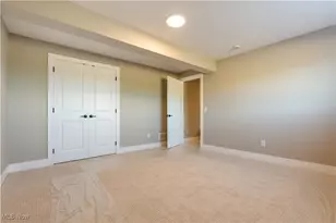 525 Gentlebrook Blvd SW, Hartville, OH 44632 - Photo 39