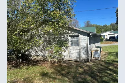 15171 McConnellsville Road, Caldwell, OH 43724 - Photo 9