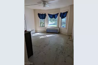 425 Fulton Drive NW, Canton, OH 44703 - Photo 7