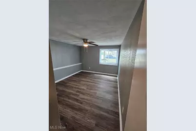 4323 Marshall Avenue, Lorain, OH 44053 - Photo 11