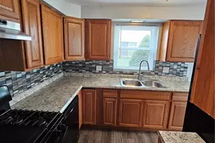 4323 Marshall Ave, Lorain, OH 44053 - Photo 5