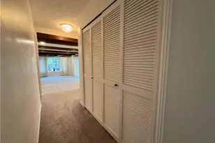 618 Park St, Barnesville, OH 43713 - Photo 9