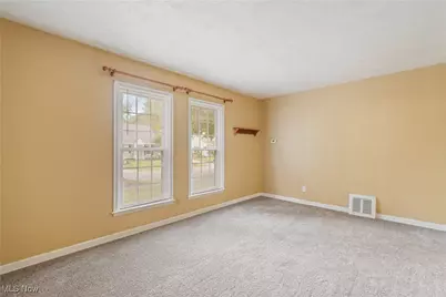 2544 25th Street, Cuyahoga Falls, OH 44223 - Photo 11