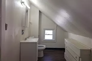 1048 Murray Ave, Akron, OH 44310 - Photo 15