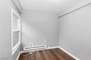 5165 Camden Rd, Maple Heights, OH 44137 - Photo 9