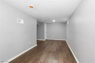 5165 Camden Rd, Maple Heights, OH 44137 - Photo 15