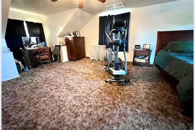 3844 Marlamont Way, Weirton, WV 26062 - Photo 11