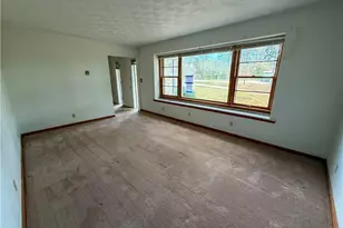 2746 Kragel Rd, Richmond, OH 43944 - Photo 11