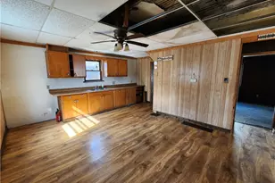 167 S Market St, East Palestine, OH 44413 - Photo 7