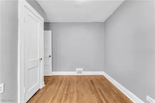 11301 Fortune Ave, Loveland, OH 44111 - Photo 15