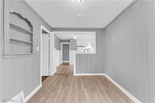 11301 Fortune Ave, Loveland, OH 44111 - Photo 5