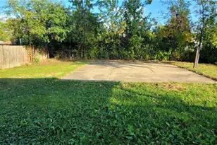 1951 E 39th St, Lorain, OH 44055 - Photo 7