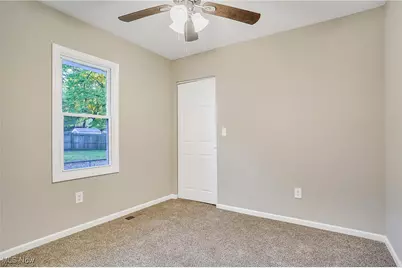 570 Mohawk Avenue, Akron, OH 44305 - Photo 9