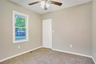 570 Mohawk Ave, Akron, OH 44305 - Photo 9