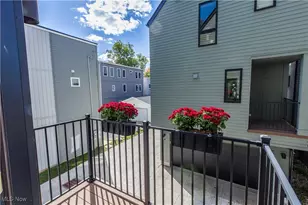 2467 Tremont Ave, Loveland, OH 44113 - Photo 9