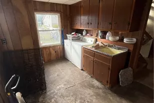 1945 Norwood St NW, Warren, OH 44485 - Photo 13