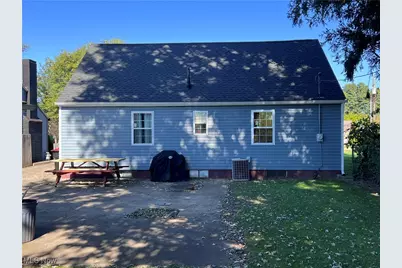 1350 Maplewood Drive, Zanesville, OH 43701 - Photo 3