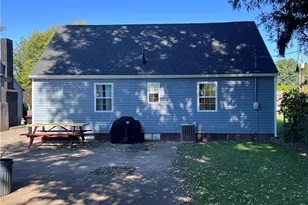 1350 Maplewood Dr, Zanesville, OH 43701 - Photo 3