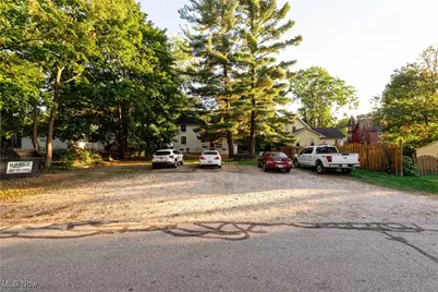 242 W Highland Avenue, Ravenna, OH 44266 - Photo 3