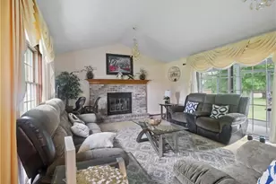 7708 Buchanan Dr, Boardman, OH 44512 - Photo 3