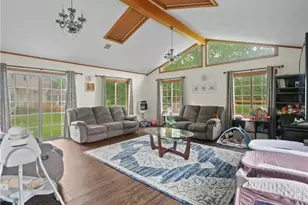 7708 Buchanan Dr, Boardman, OH 44512 - Photo 7